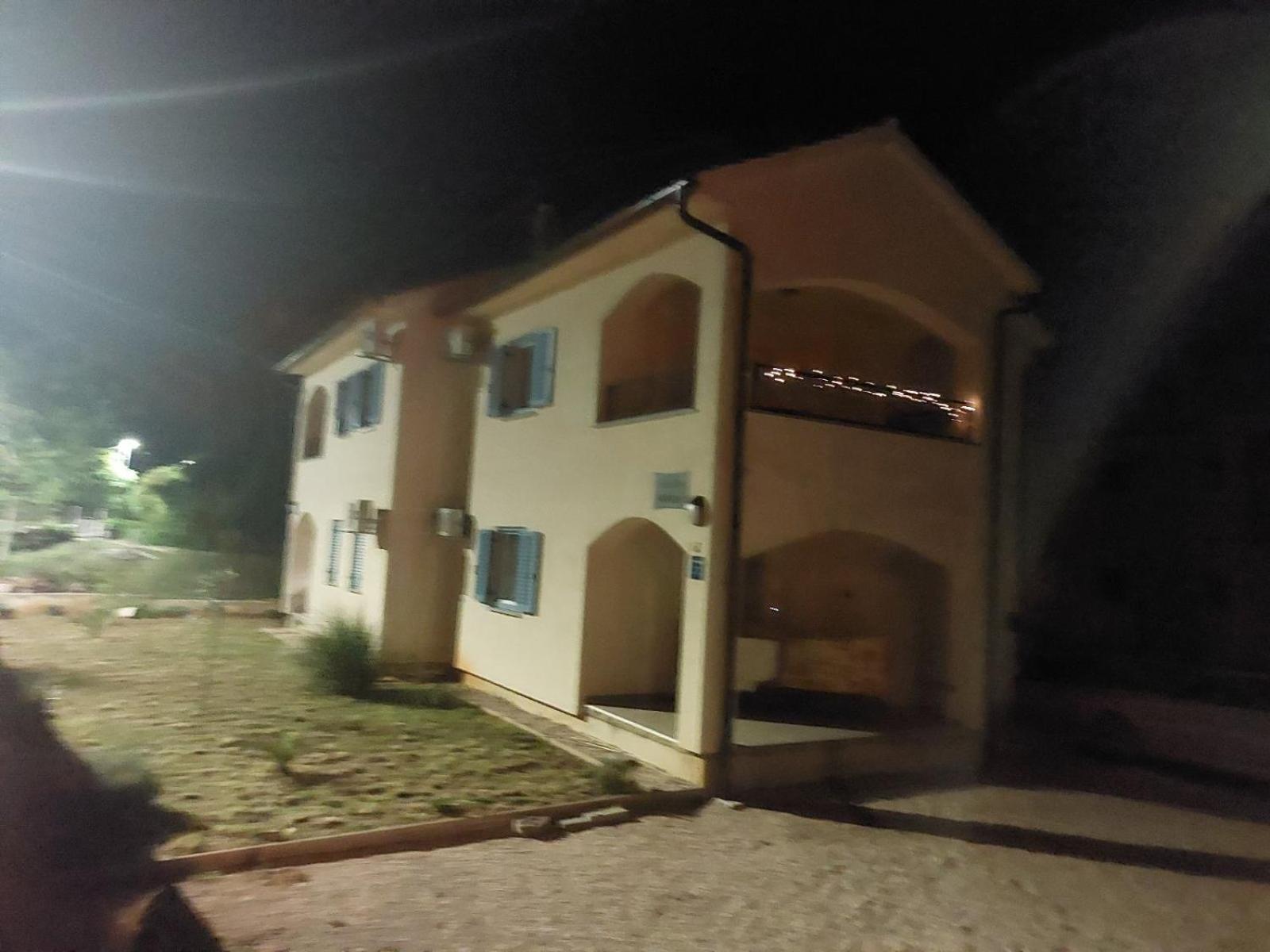 Appartamento Blue Harmony 2 Malinska Esterno foto
